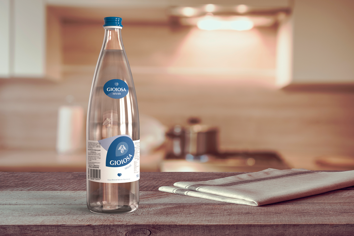 Render ambientato acqua Gioiosa etichetta scelta